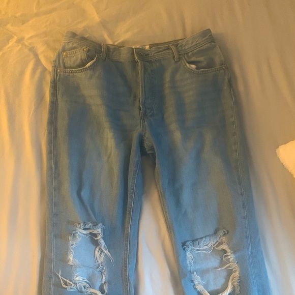 Free People Midrise distressed Mom jeans - Picture 2 of 5